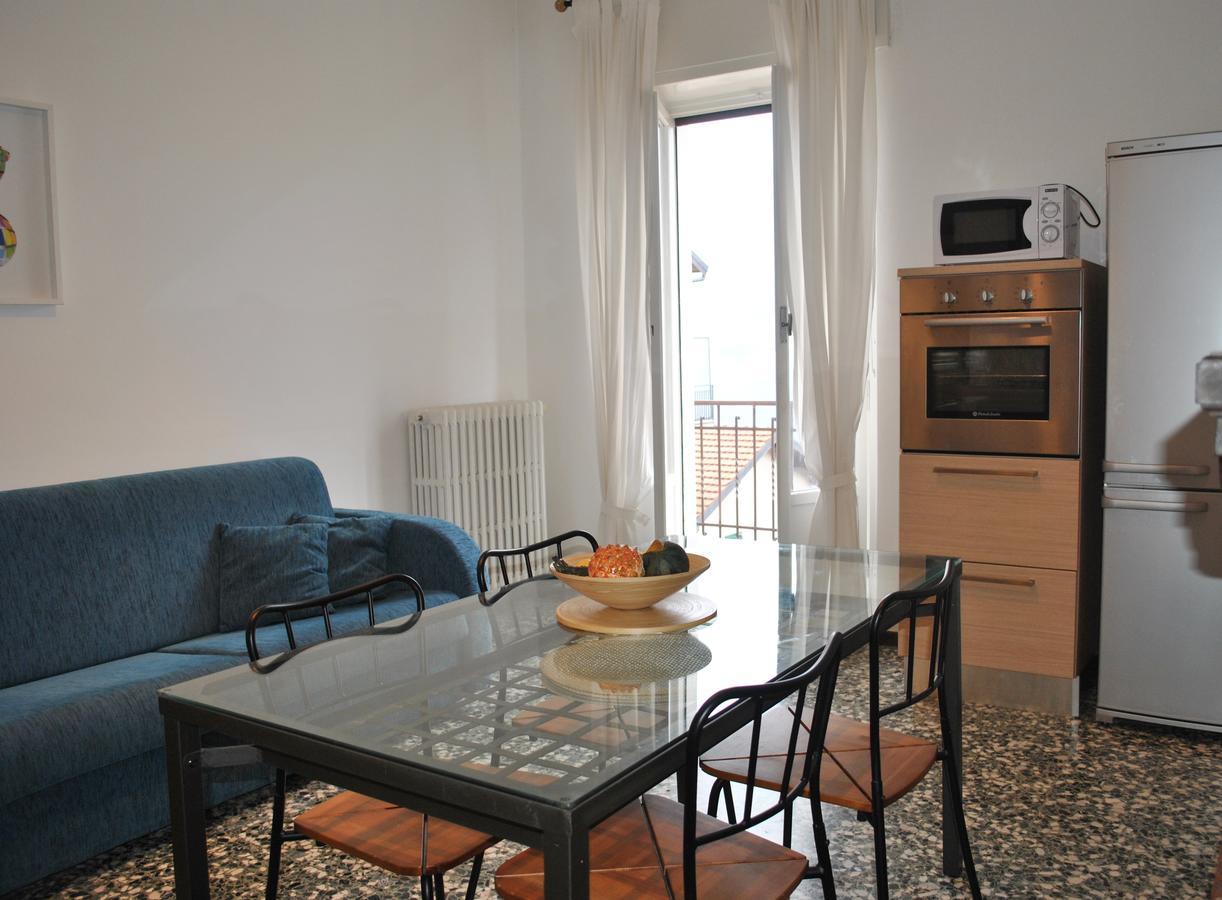 The Sweet Lake Nest Apartment Colonno ภายนอก รูปภาพ